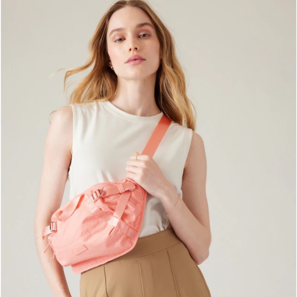 NWOT ATHLETA PURSE/ BAG MULTI WAY CORAL PINK COLOR